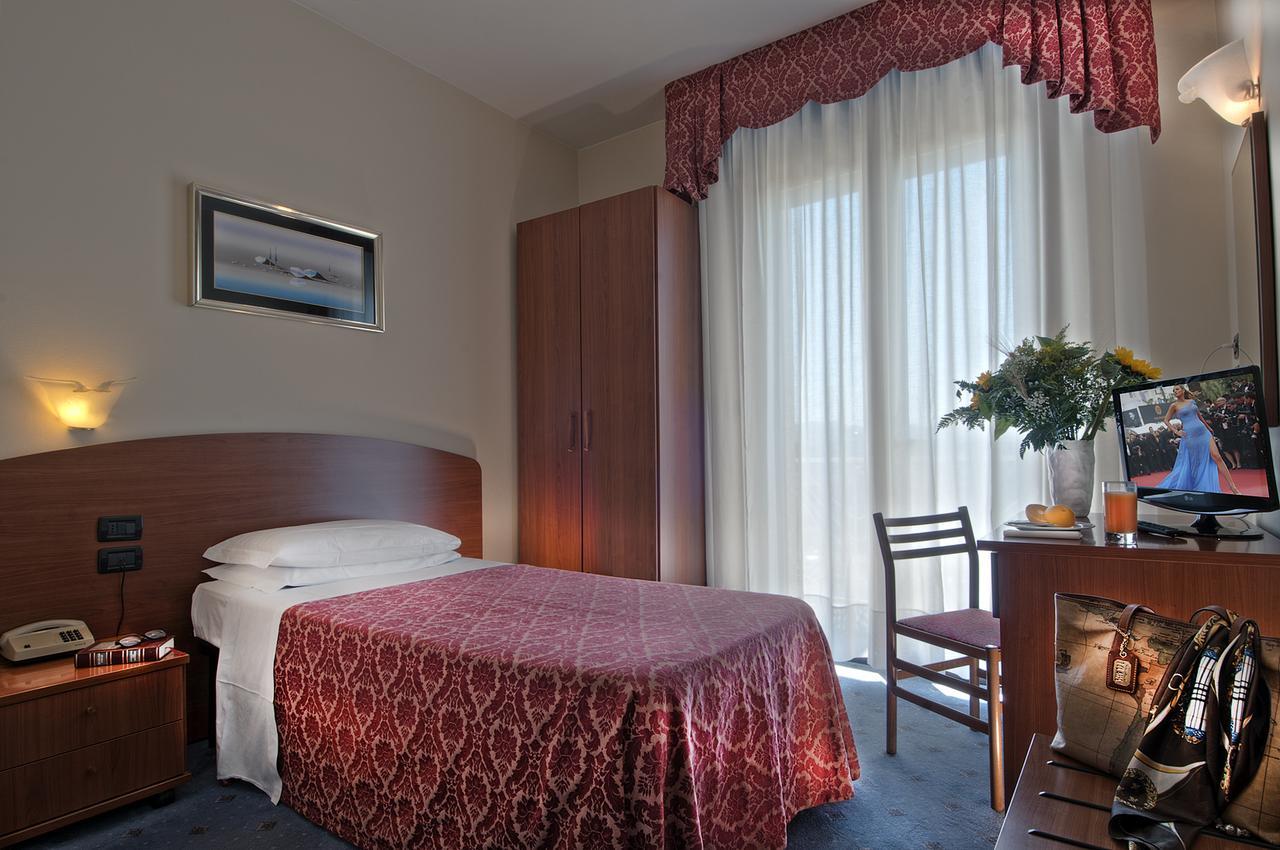Hotel Terme Belsoggiorno Αμπάνο Τέρμε Εξωτερικό φωτογραφία