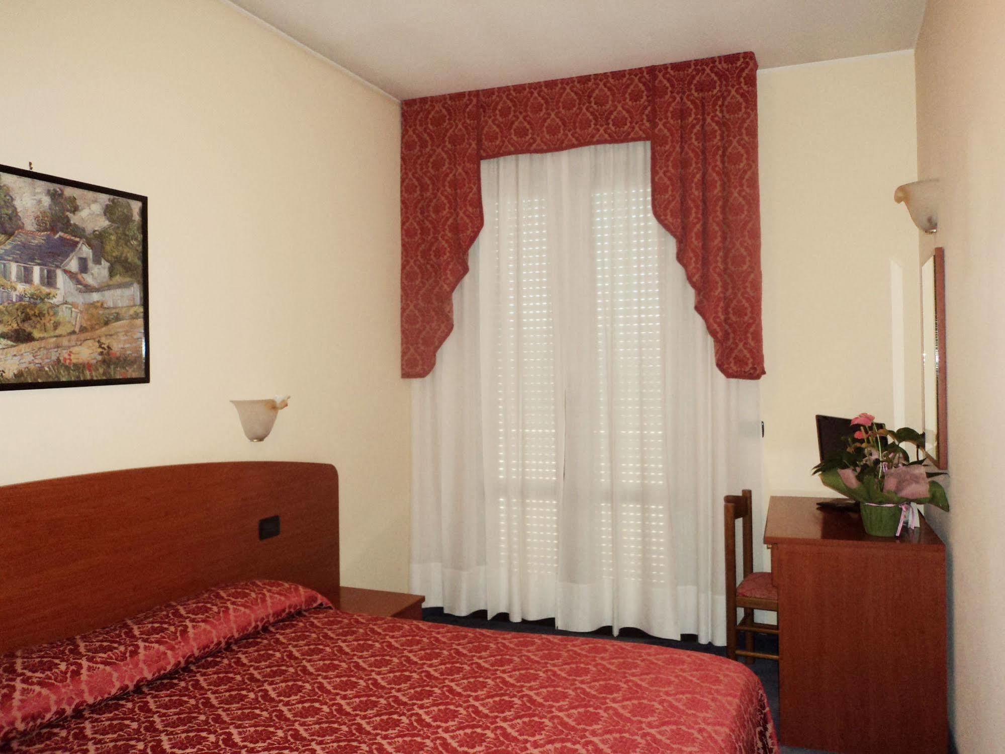 Hotel Terme Belsoggiorno Αμπάνο Τέρμε Εξωτερικό φωτογραφία